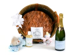 personalised-champagne-new-baby-boy-hamper